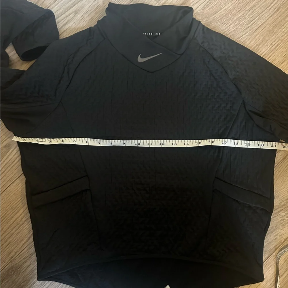 Nike Running Division Therma Fit Black Oversized Fit Pullover sweater